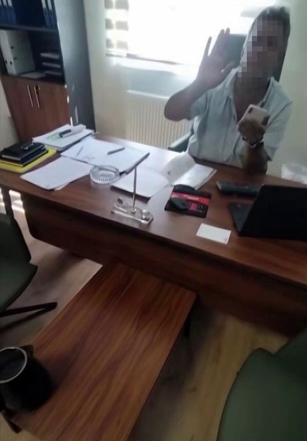 Körfez’de Şantiyede Gerilim! İşten Çıkarılan Kadın, Şefe Kaynar Su Döktü (5)