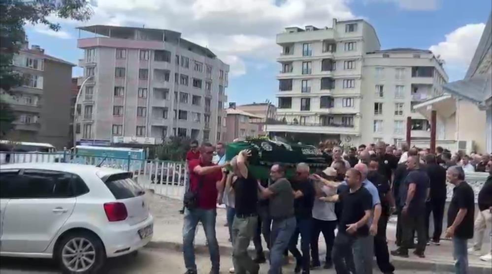 Milli Gurumuz Sıla Ve Selin Çalışkan’ın Babası Gebze’de Toprağa Verildi (9)