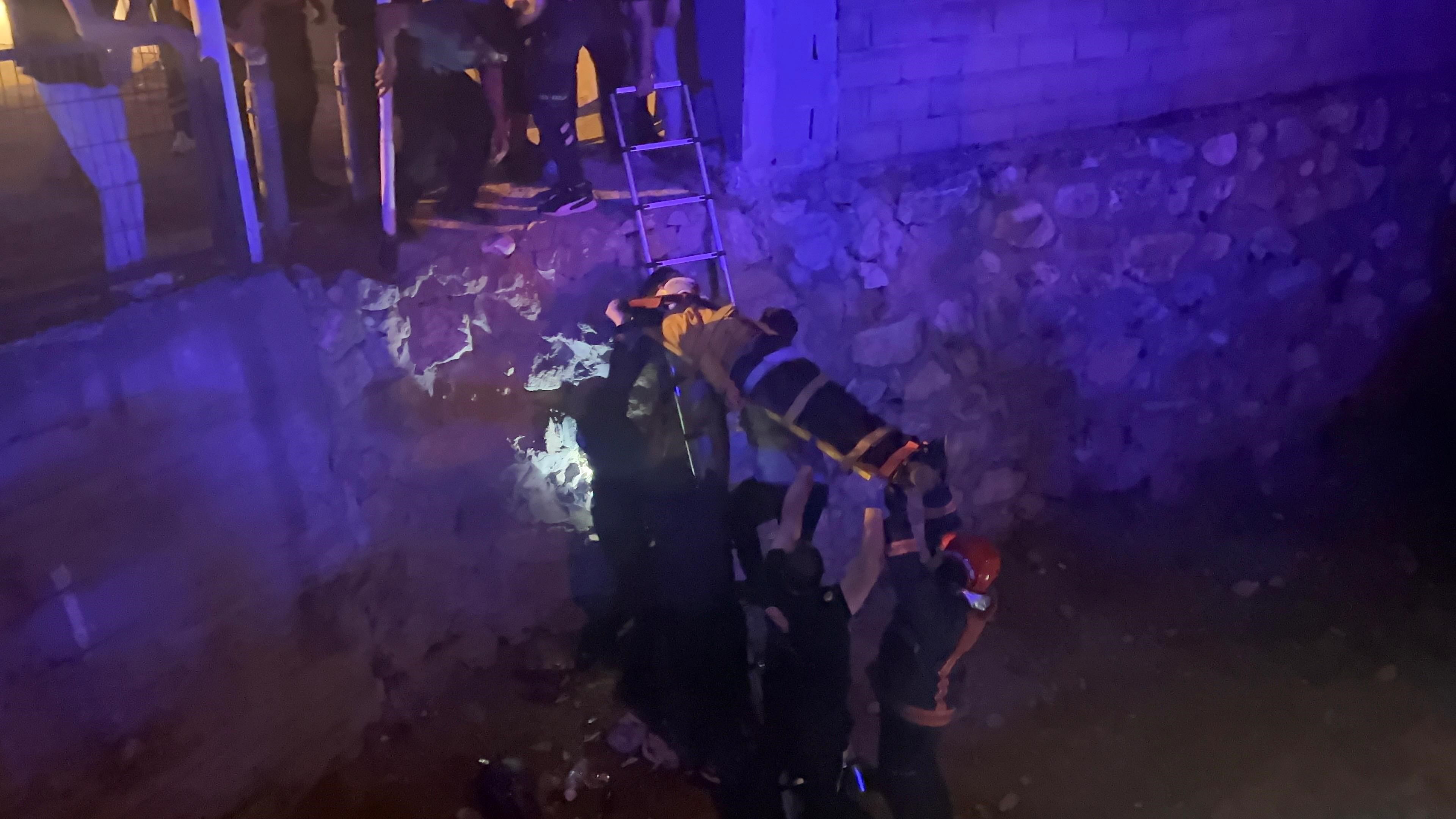 Motosiklet Dereye Uçtu! 16 Yaşındaki Sürücü Ağır Yaralandı 01
