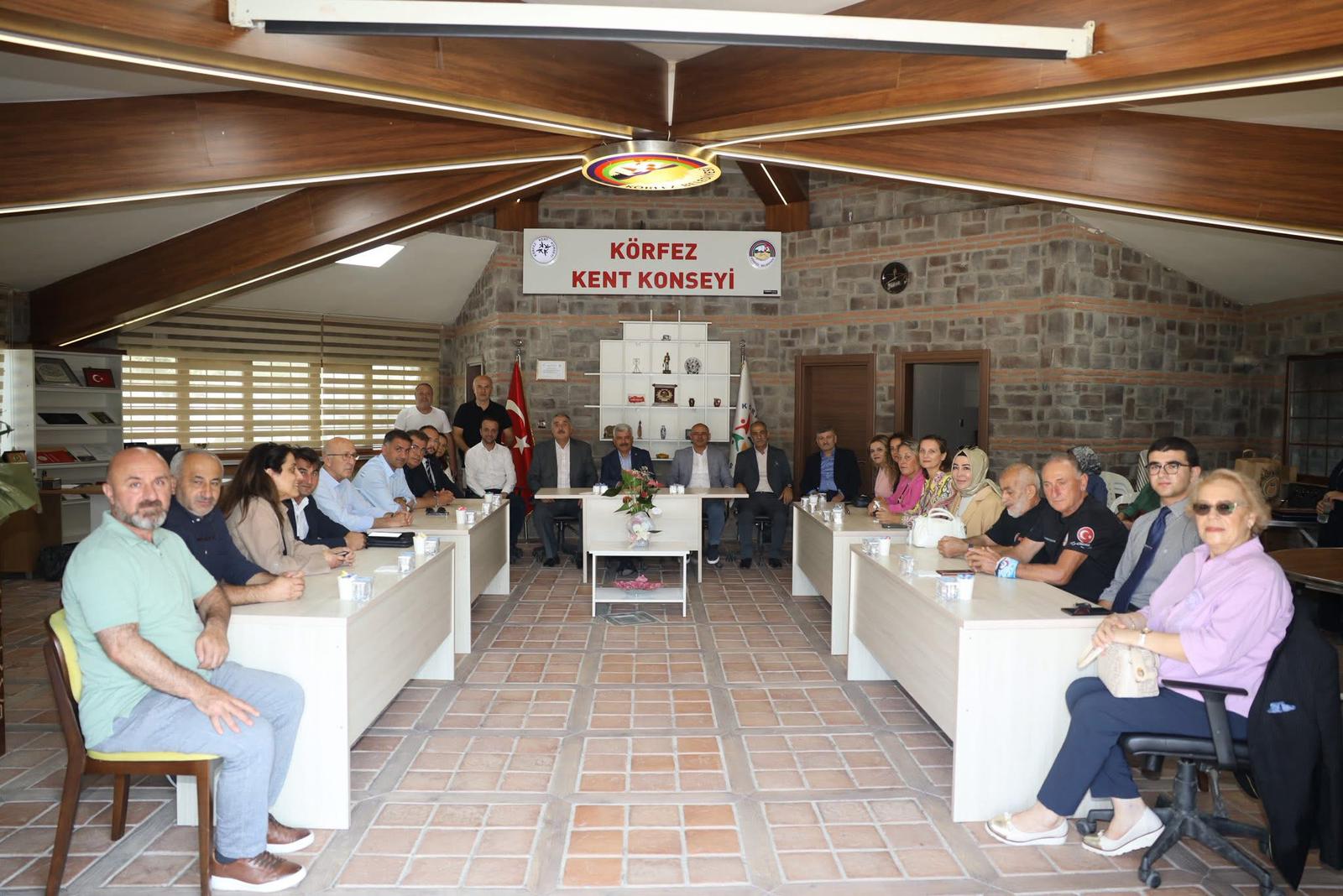 Sadettin Hülagü Körfez Kent Konseyini Ziyaret Etti 4