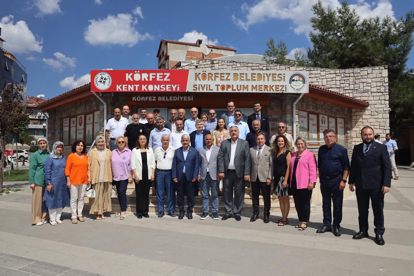 Sadettin Hülagü Körfez Kent Konseyini Ziyaret Etti 5