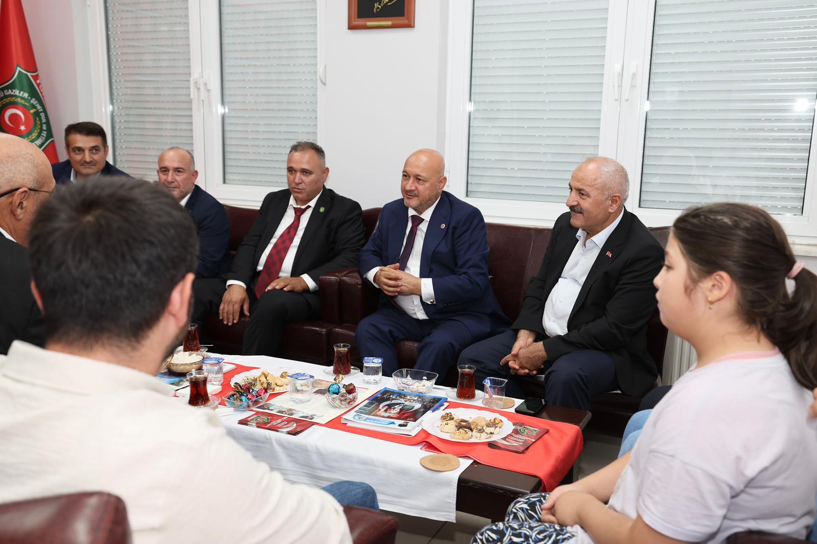 Şehit Ailesi Ziyaret 4