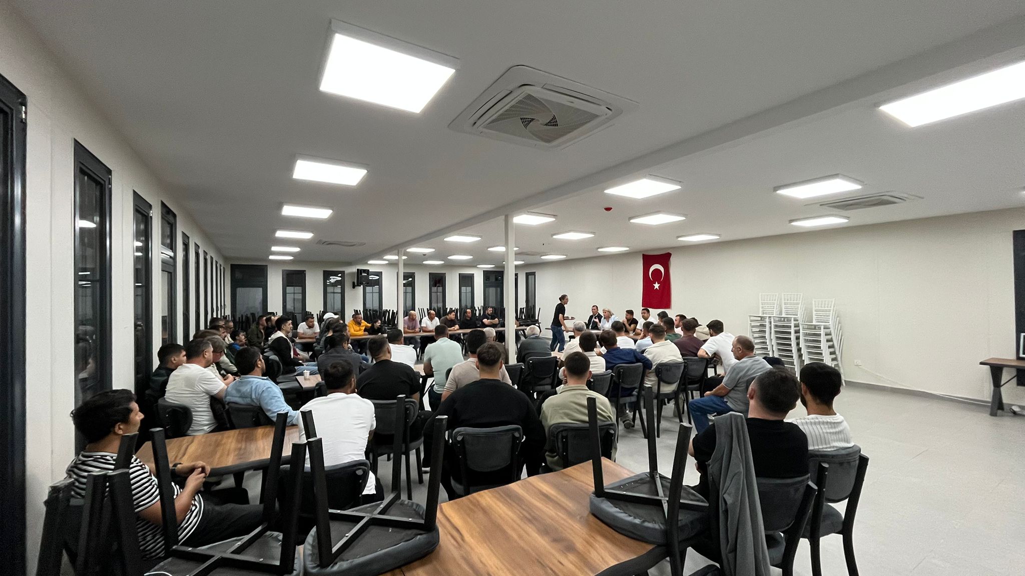 Sezer Bekaroğlu’ndan “Kongre” Gibi Mahalle Toplantısı 6