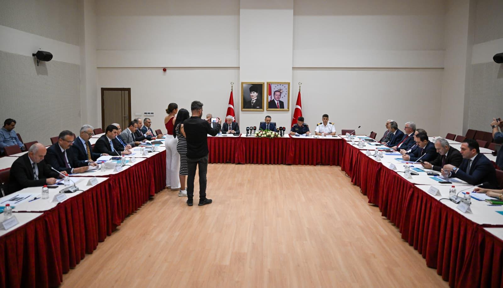 Vali Aktaş Başkanlığında Güvenlik Toplantısı