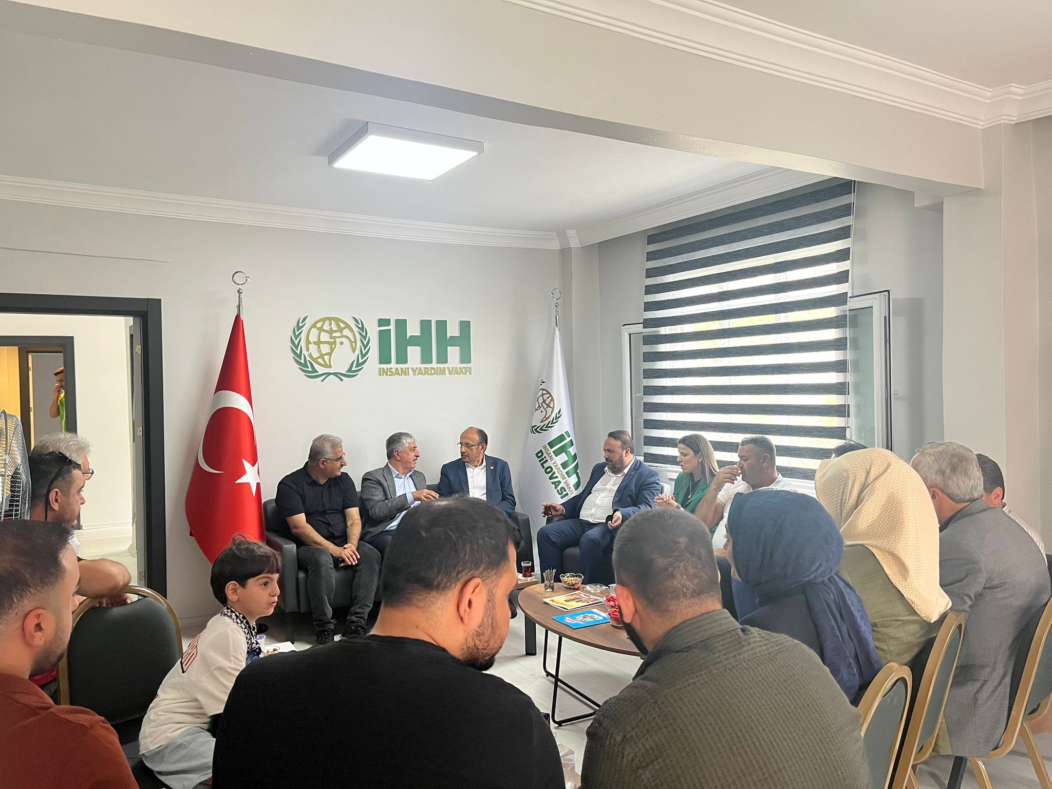 Yavuz’dan Dilovası’nda İhh’ya Destek3