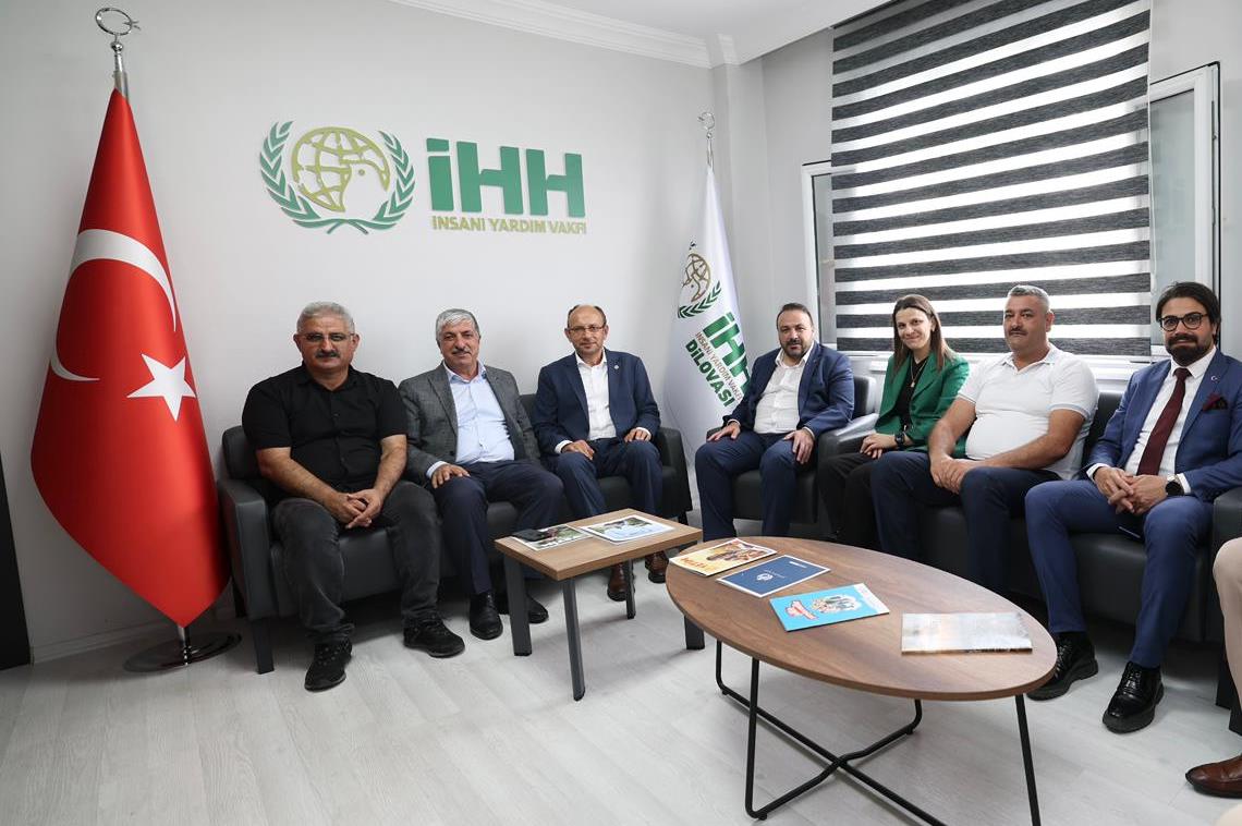 Yavuz’dan Dilovası’nda İhh’ya Destek5