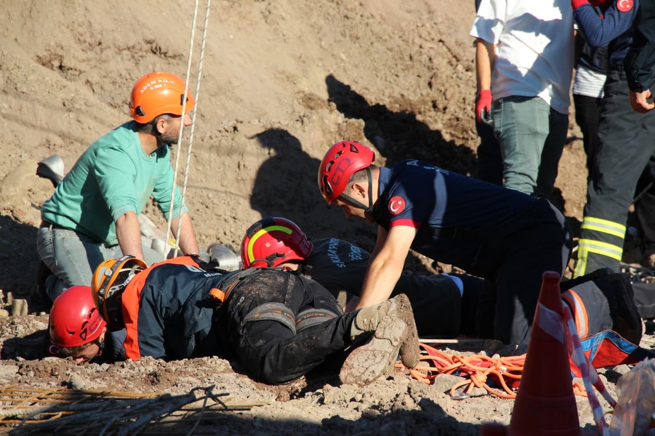 30 Metreden Düşen İşçi Hayatını Kaybetti! 06