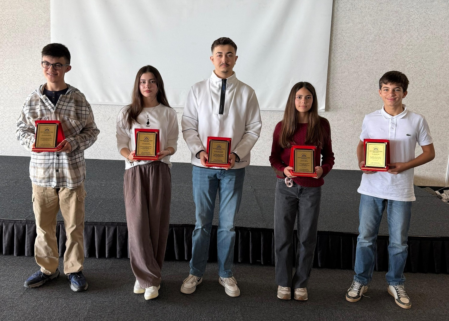 Akça Koca Platformu'ndan Başarı Öğrencilere Plaket 2