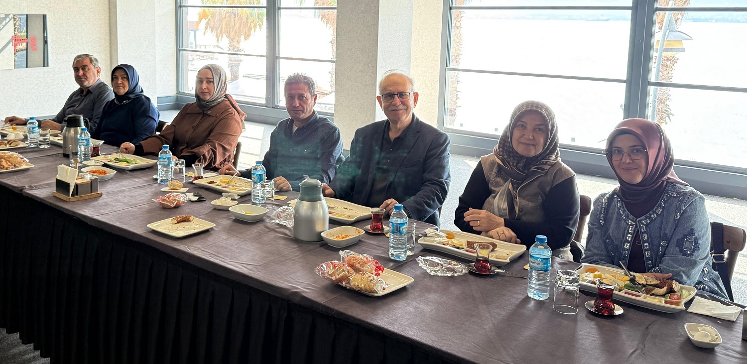 Akça Koca Platformu'ndan Başarı Öğrencilere Plaket 7