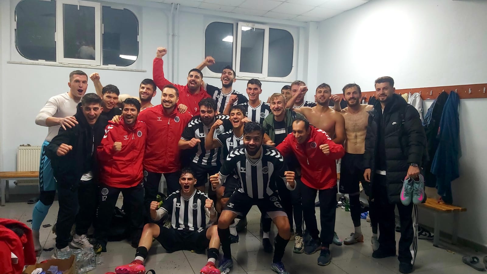 Alikahya Belediyespor Farklı Kazandı! Başiskele Belediyespor – 4 Alikahya Belediyespor (1)