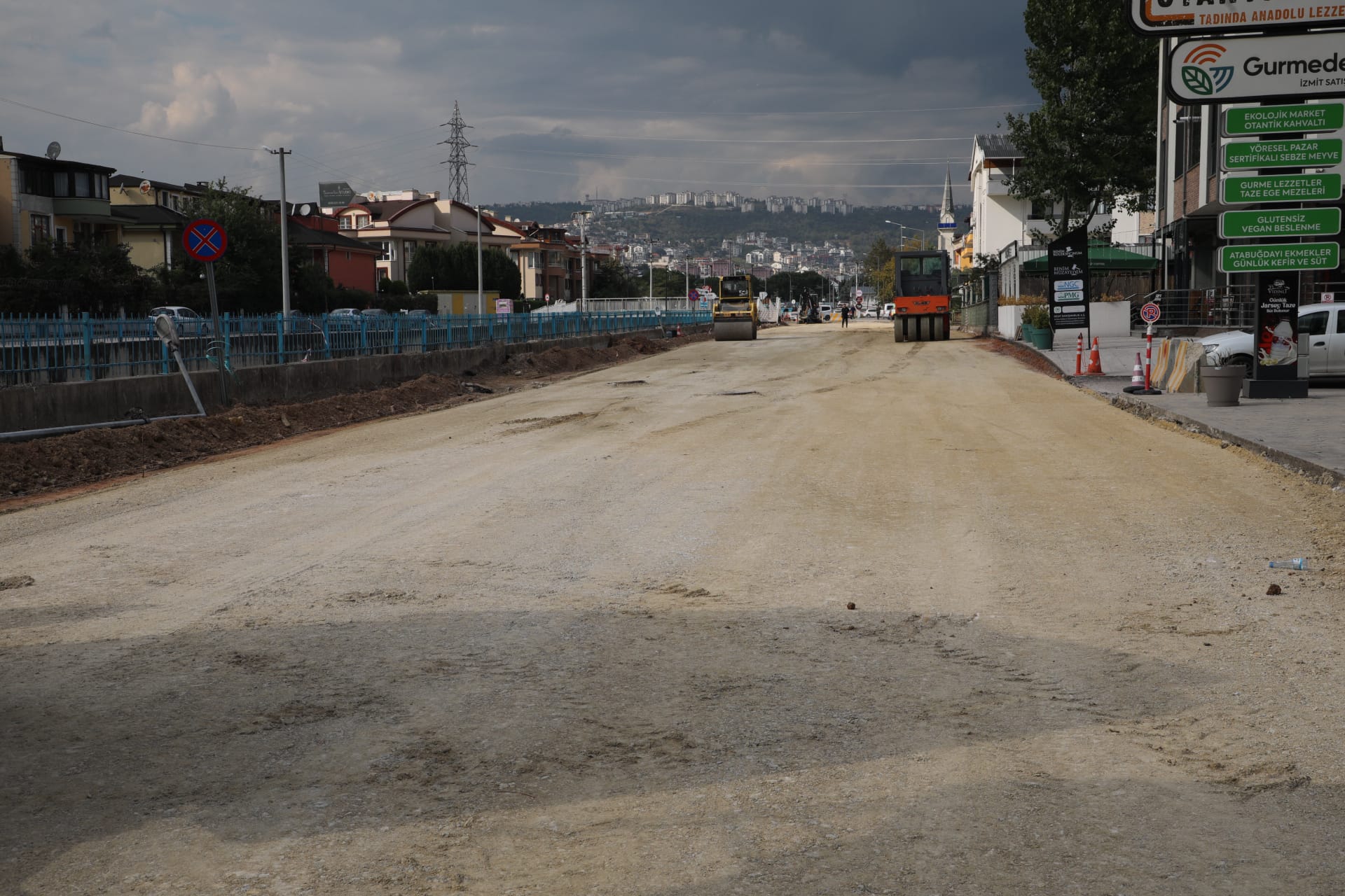 Alikahya Fatih Mahallesi’nde 2300 Ton Asfaltla Yollar Yeniliyor (3)