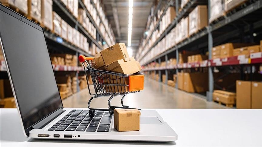 Alışveriş Tutkunlarının Merakla Beklediği Black Friday, Bu Yıl 28 Kasım Cuma Günü Gerçekleşecek. “Efsane Kasım” Olarak Da Bilinen Büyük Indirim Dönemi Teknoloji Ürünlerinden Giyime, Ev Eşyalarından Kozmetiğe Kadar Bi (3)