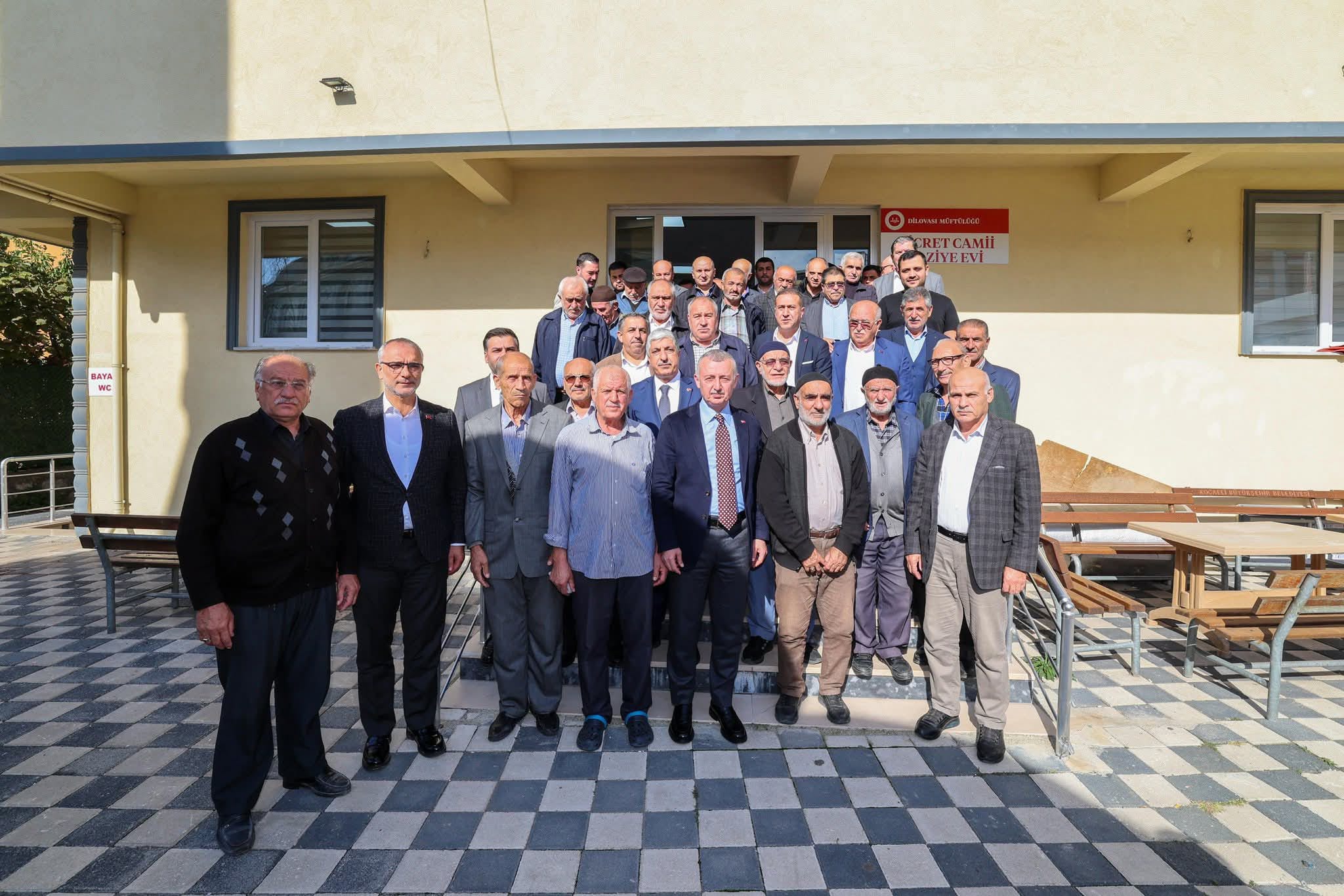 Başkan Büyükakın, Dilovası’nda Vatandaşlarla Buluştu (2)