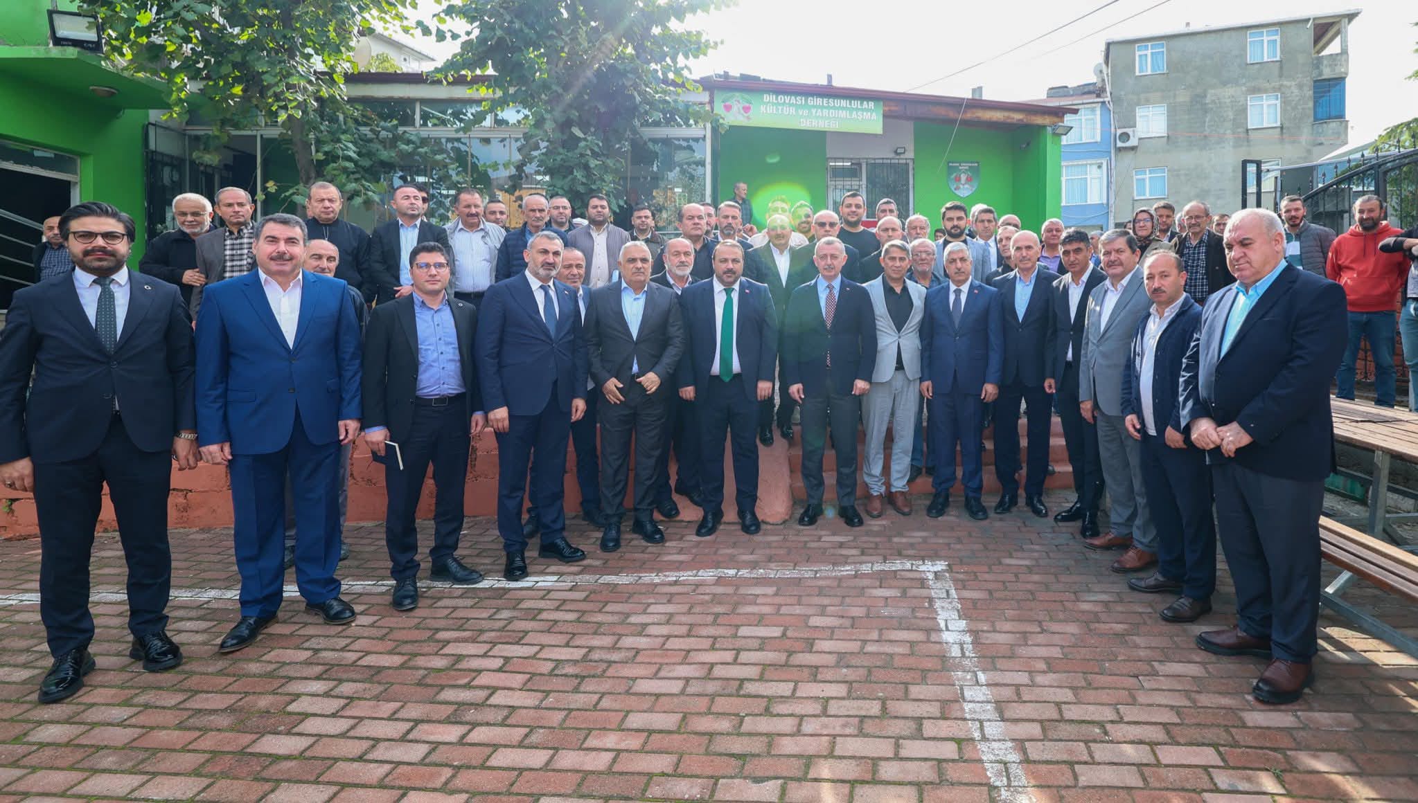 Başkan Büyükakın, Dilovası’nda Vatandaşlarla Buluştu (3)