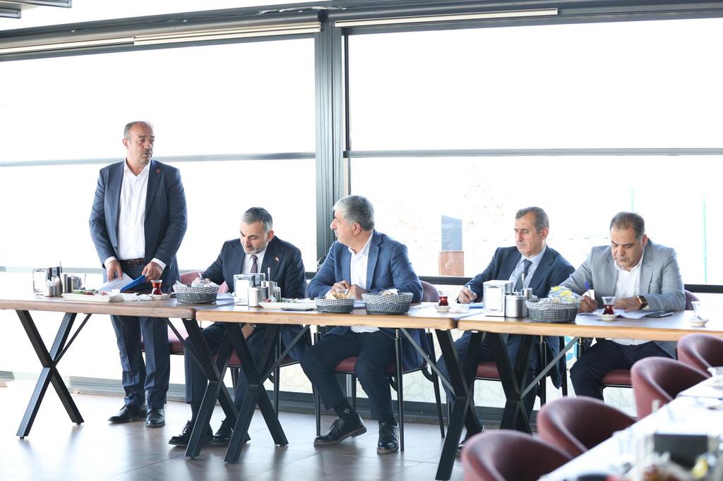 Başkan Ömeroğlu, Muhtarlarla Bir Araya Geldi (2)
