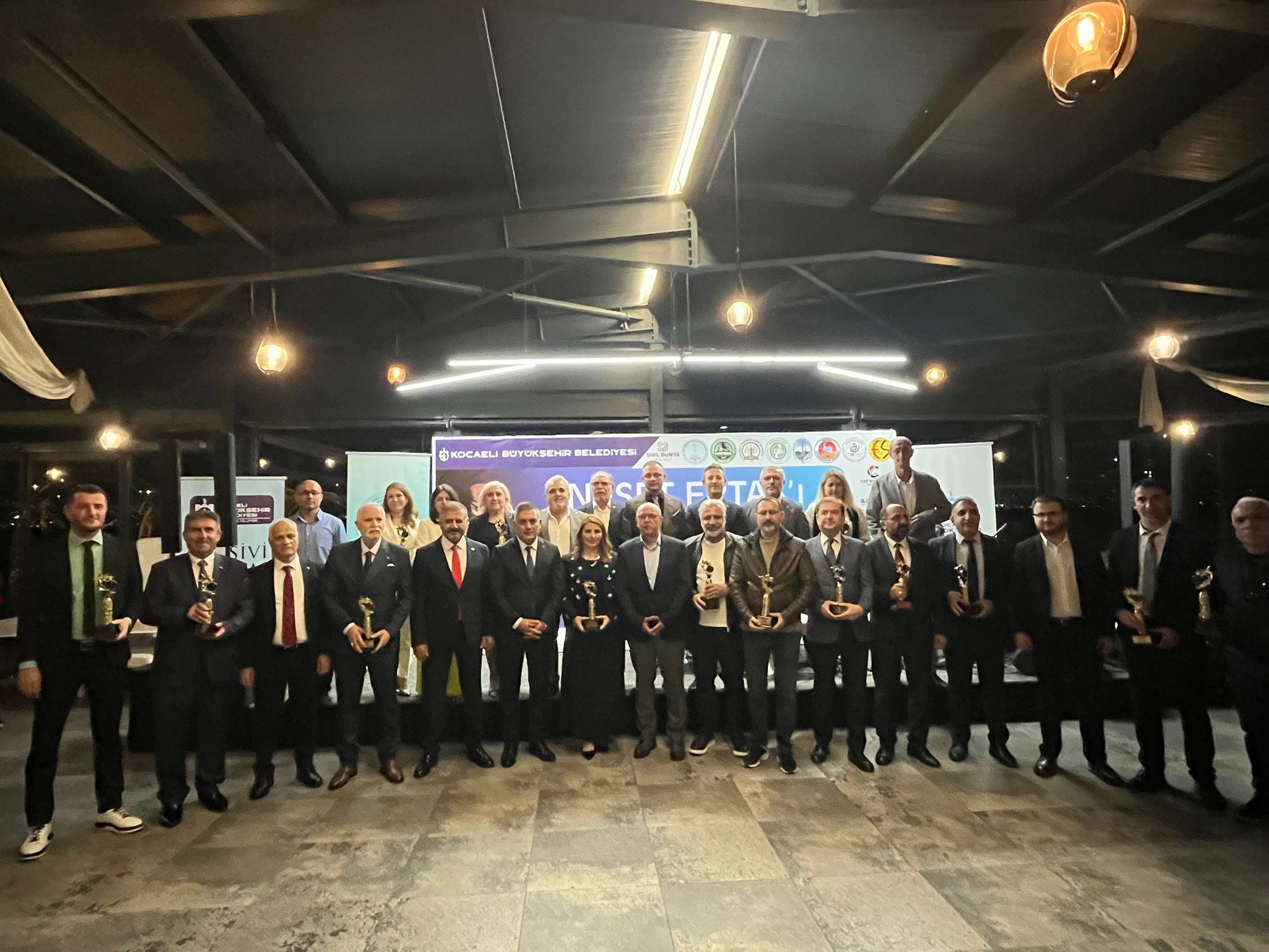 Bozkırın Tezenesi'ne Vefa (1) (1)