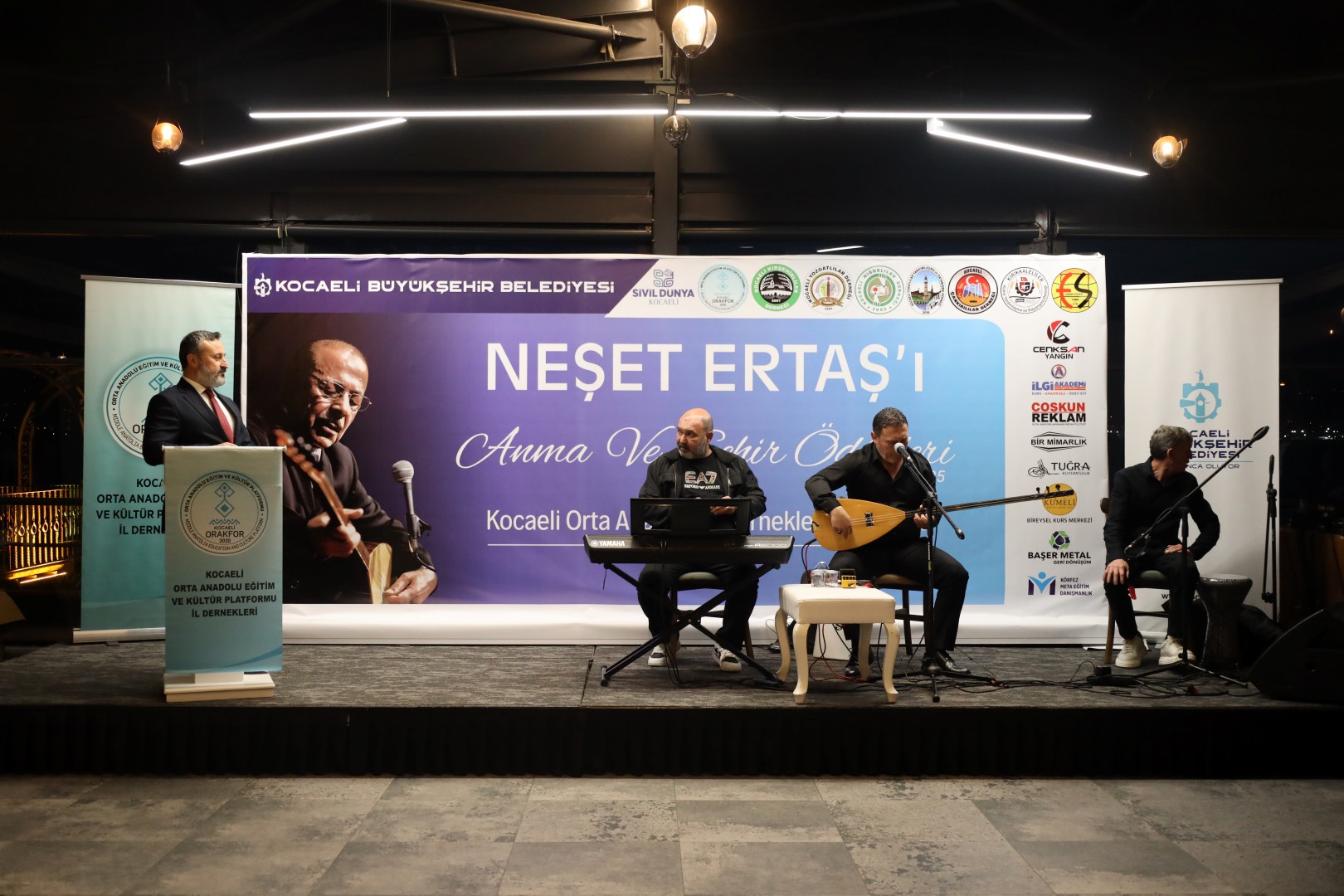 Bozkırın Tezenesi'ne Vefa (1)