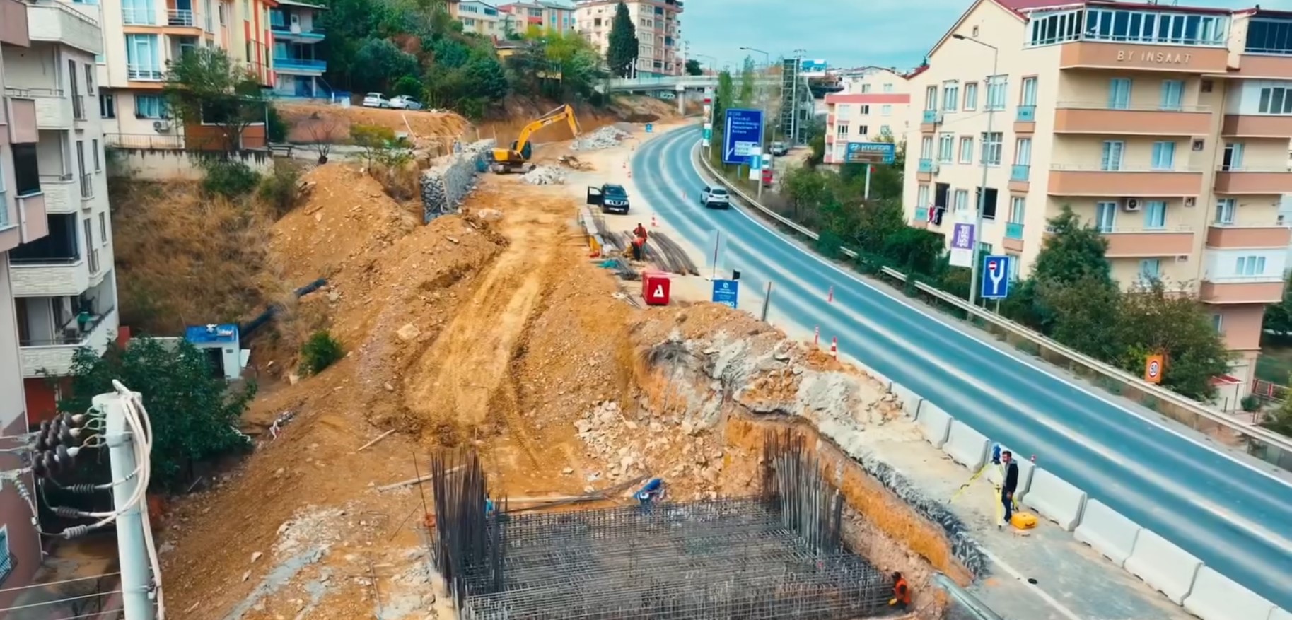 Büyükakın Ulaşımda Tıkanan Damarları Tek Tek Açıyoruz (6)