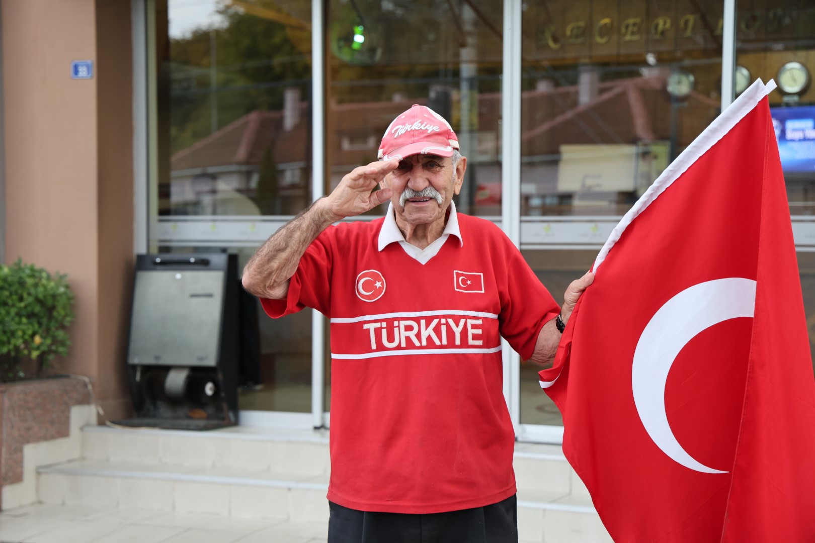 Büyükşehir Amigo Birol'u Misafir Etti 1