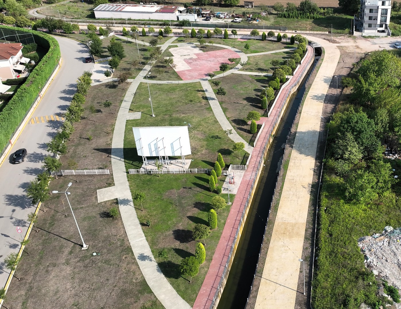 Büyükşehir’den Kartepe’ye Modern Yaşam Alanı (3)