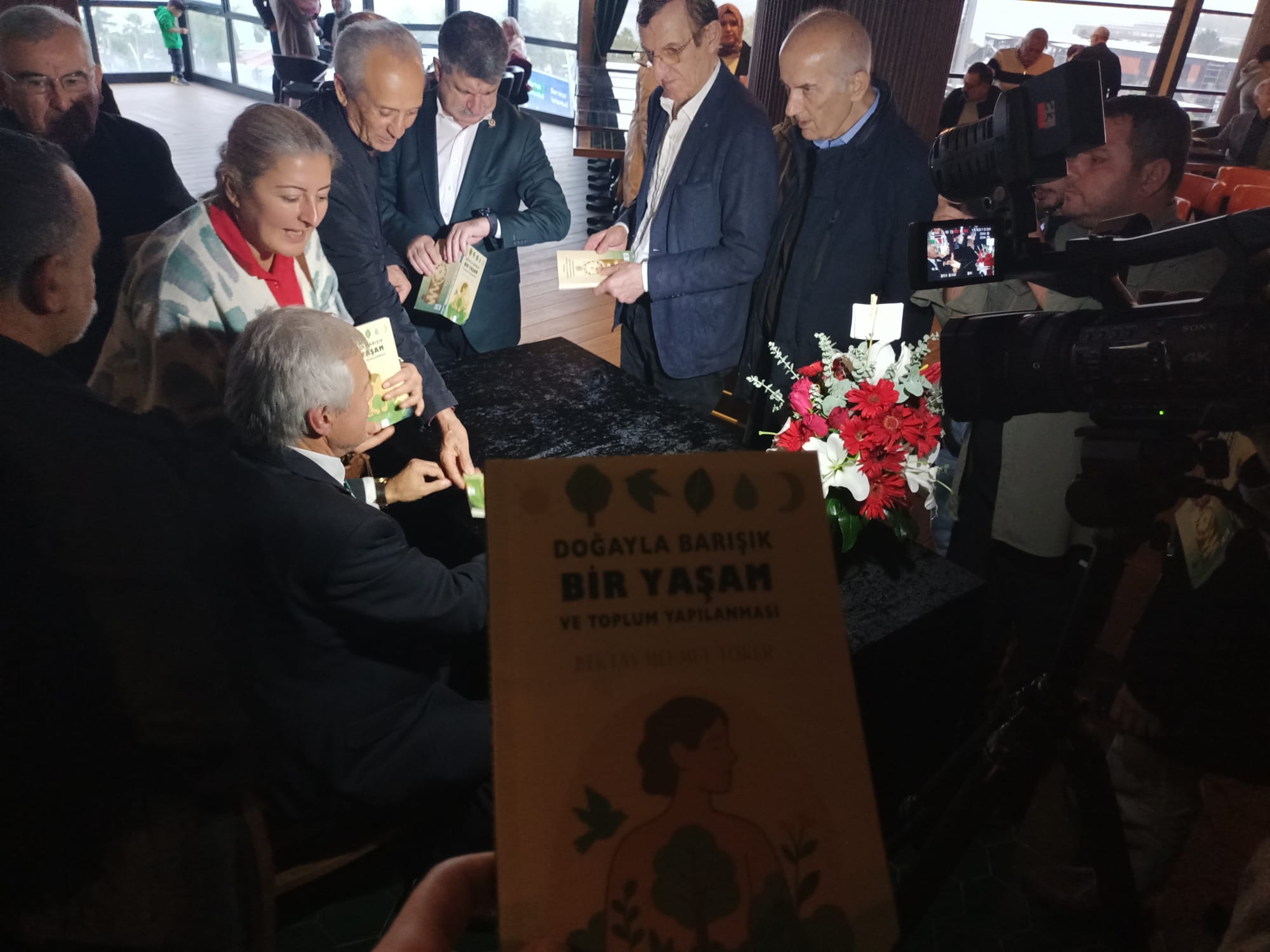 Çevre Dostları Toker’in Kitabında Buluştu 6