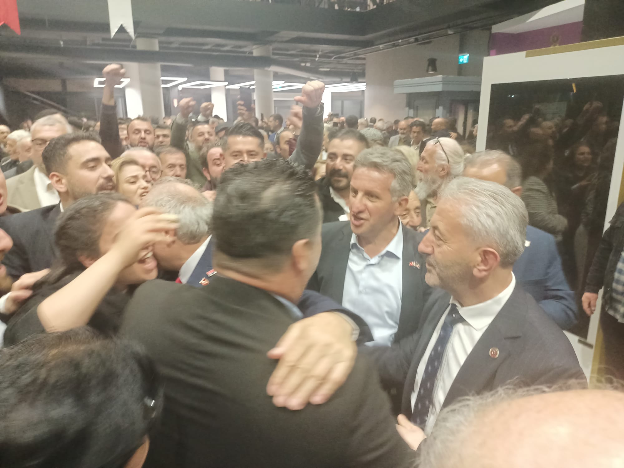Chp Kocaeli’de Yeni Dönem Erdem Arcan Başkan Seçildi (2)