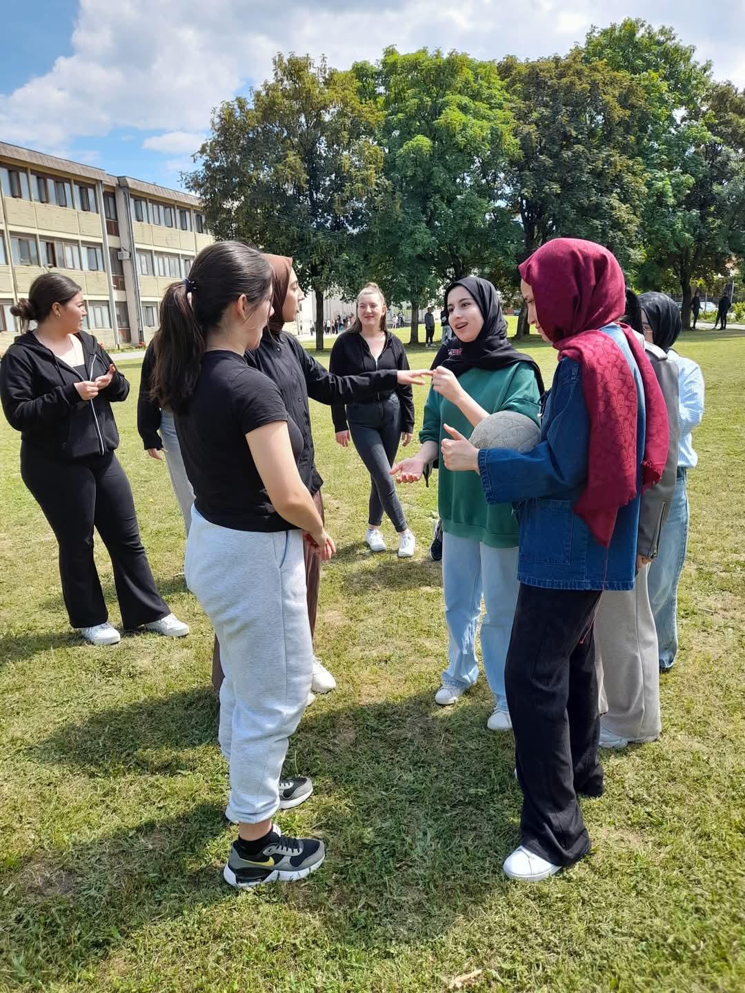 Derince Kız Anadolu İmam Hatip Lisesi’nden Uluslararası Başarı (2)