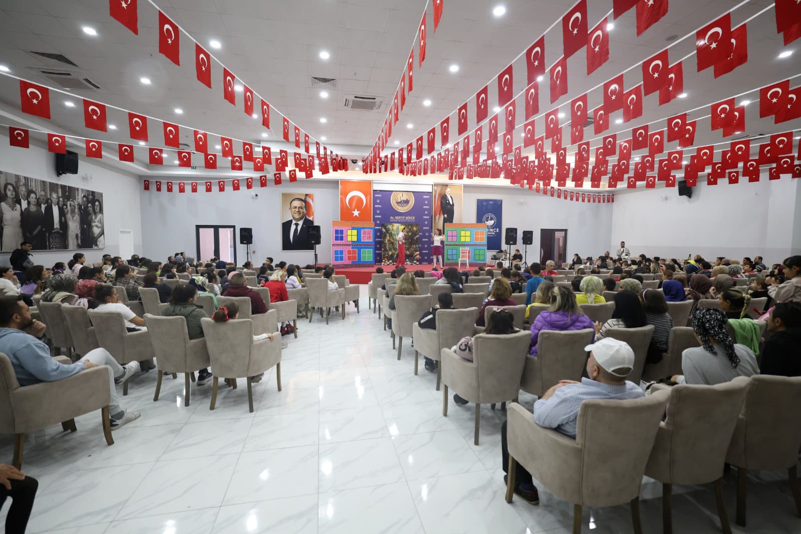 Derince’de Cumhuriyet Coşkusu “Dedemin Mirası Cumhuriyet” Ile Başladı (1)