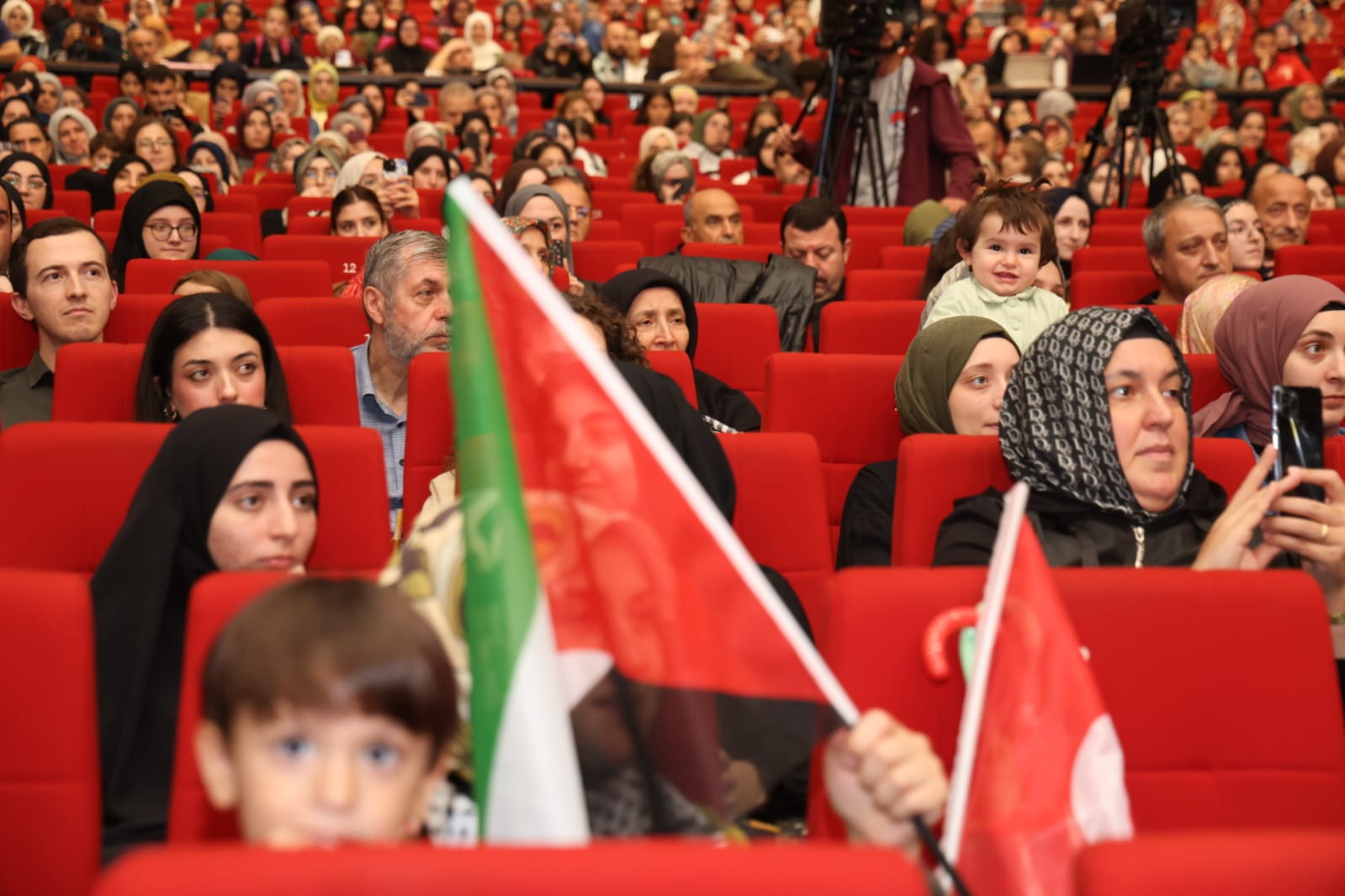 Develi Gazzeyi Unutursak Allah Hesabını Sorar (13)