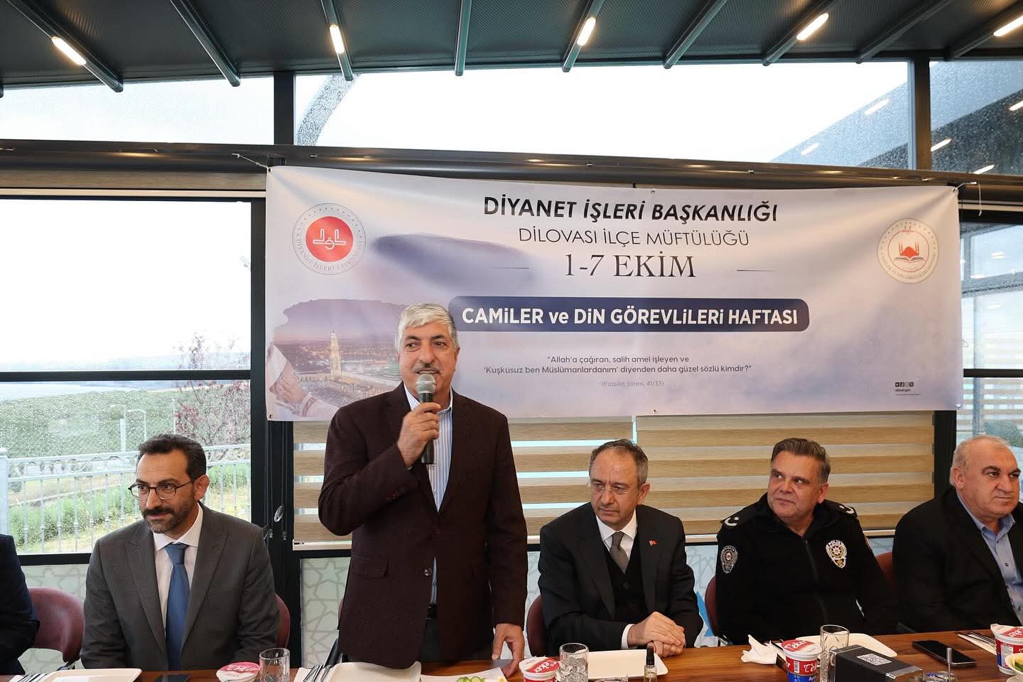 Dilovası Belediyesi Din Görevlileriyle Buluştu 2)