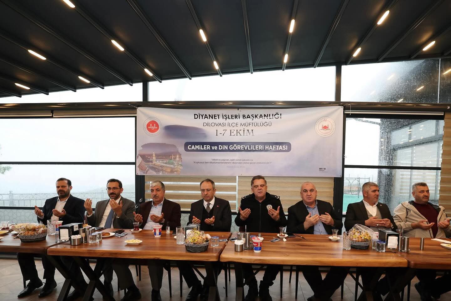 Dilovası Belediyesi Din Görevlileriyle Buluştu(1)