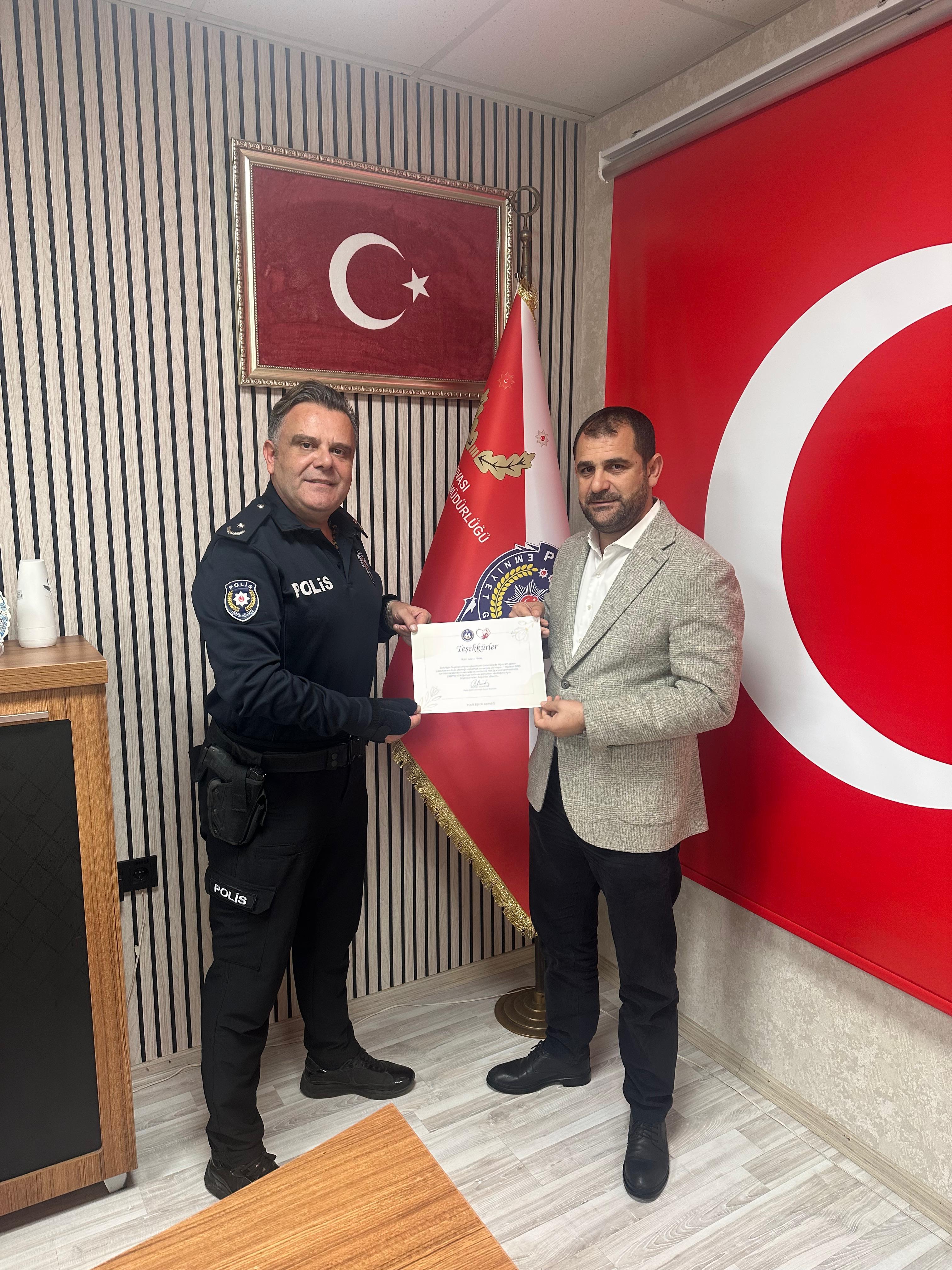 Dilovası Emniyet Müdüründen Lokman Kılıç'a Teşekkür Belgesi