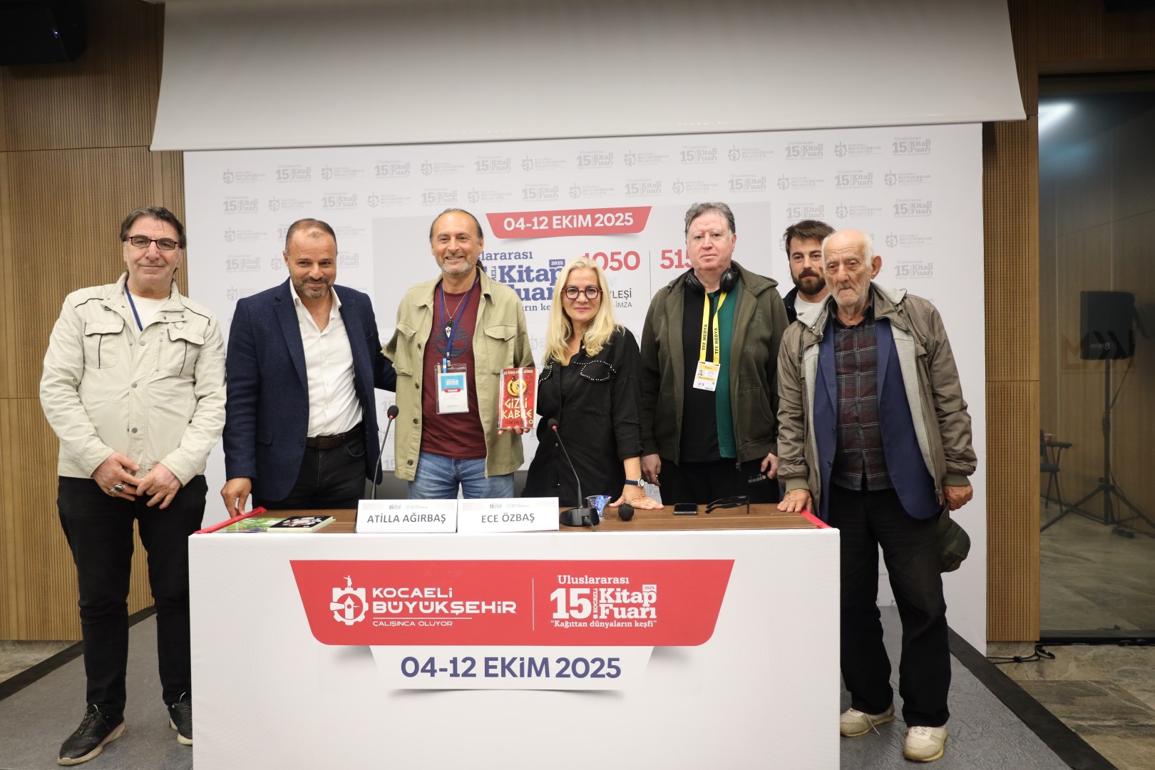 Ece Özbaş Ve Atilla Ağırbaş, Kitap Ve Filmlerdeki Gizli Mesajları Anlattı (5)
