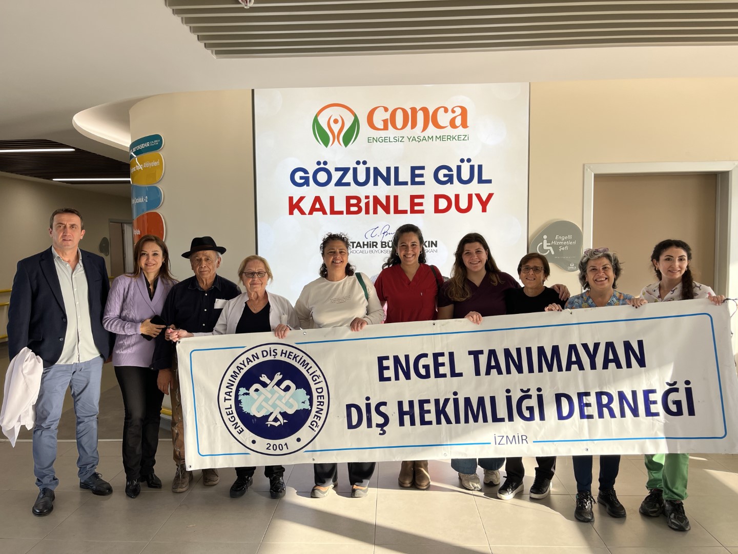 Engel Tanımayan Diş Hekimlerinden Örnek Davranış 1
