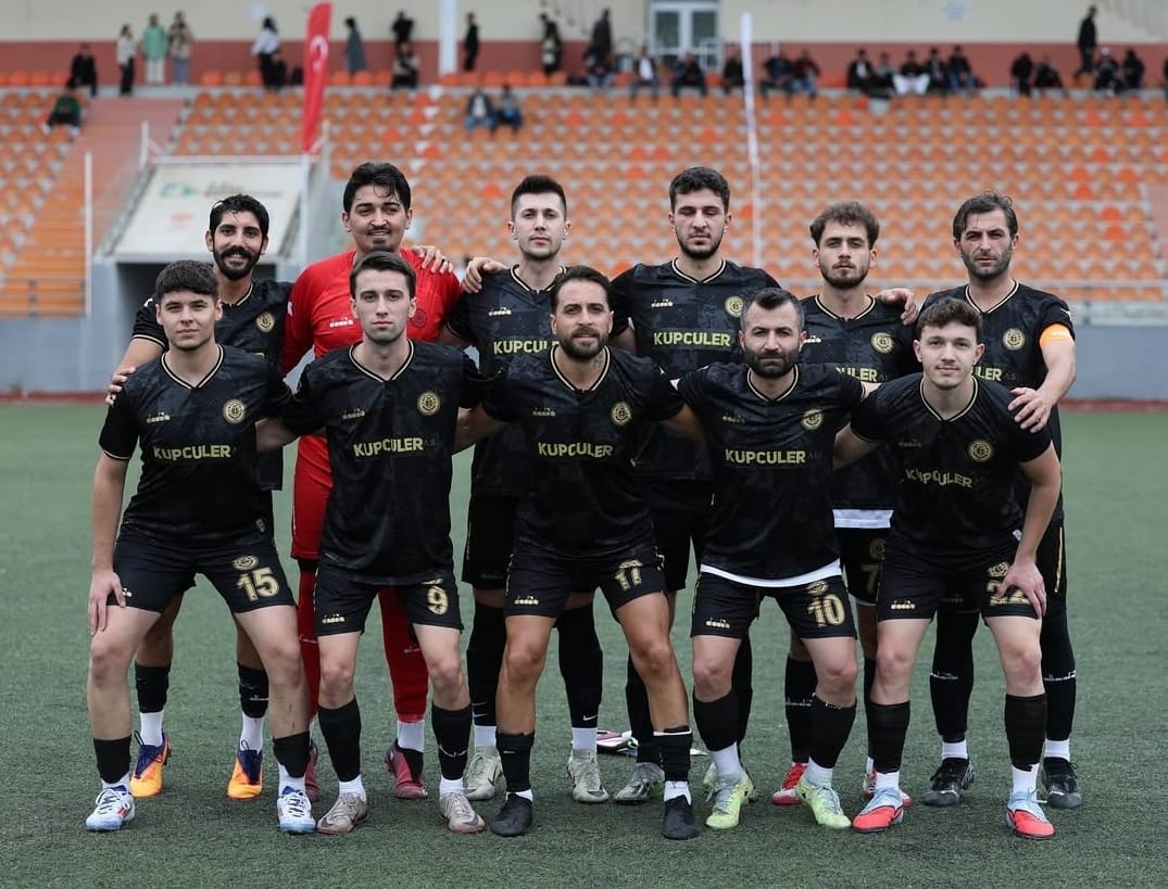 Eşmespor İlk Yarıda Bitirdi 3 2