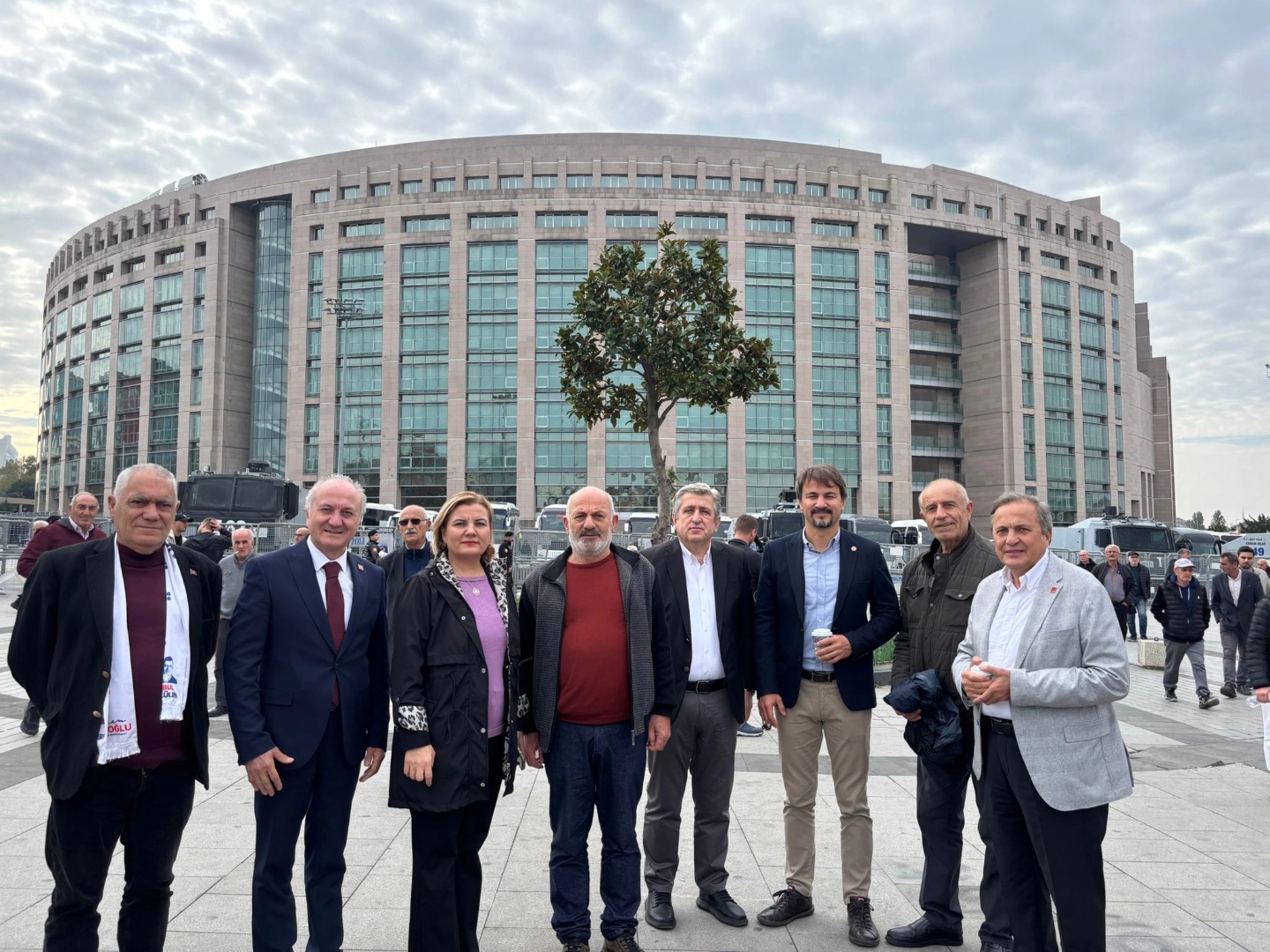 Fatma Kaplan Hürriyet’ten Destek Mesajı “Ekrem Başkanımızın Yanındayız” (3)