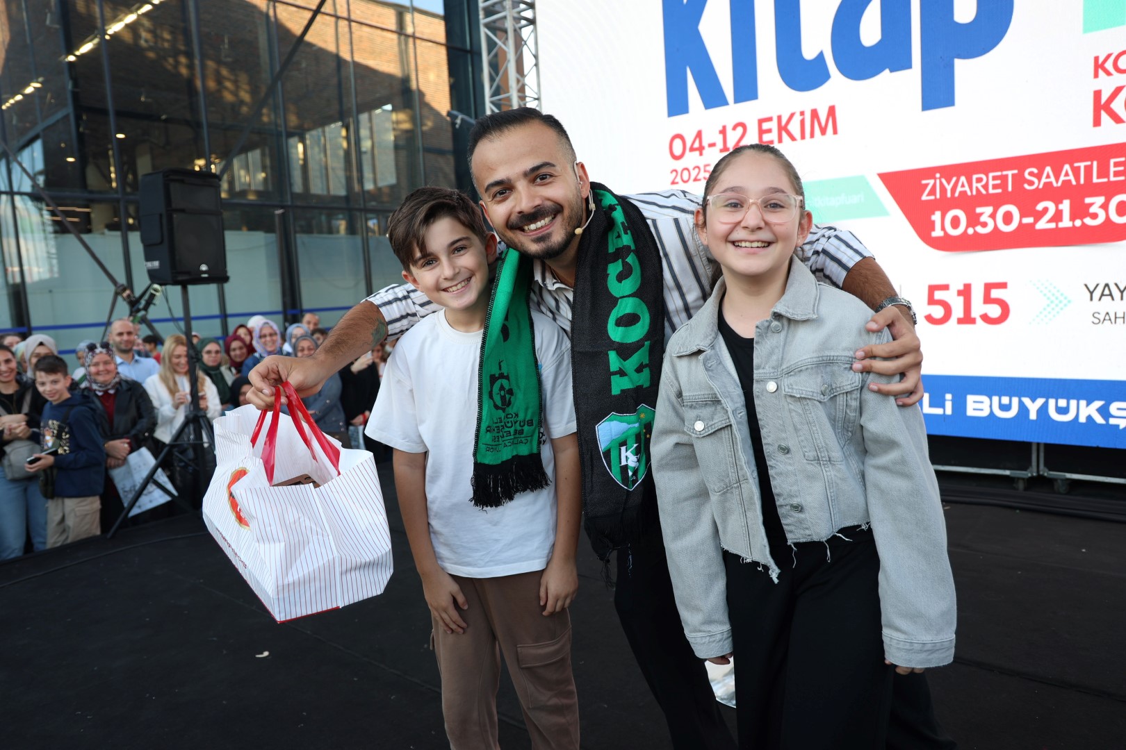 Fenomen Doğancan Özadlı Kitap Fuarı'nı Salladı (7) (1)