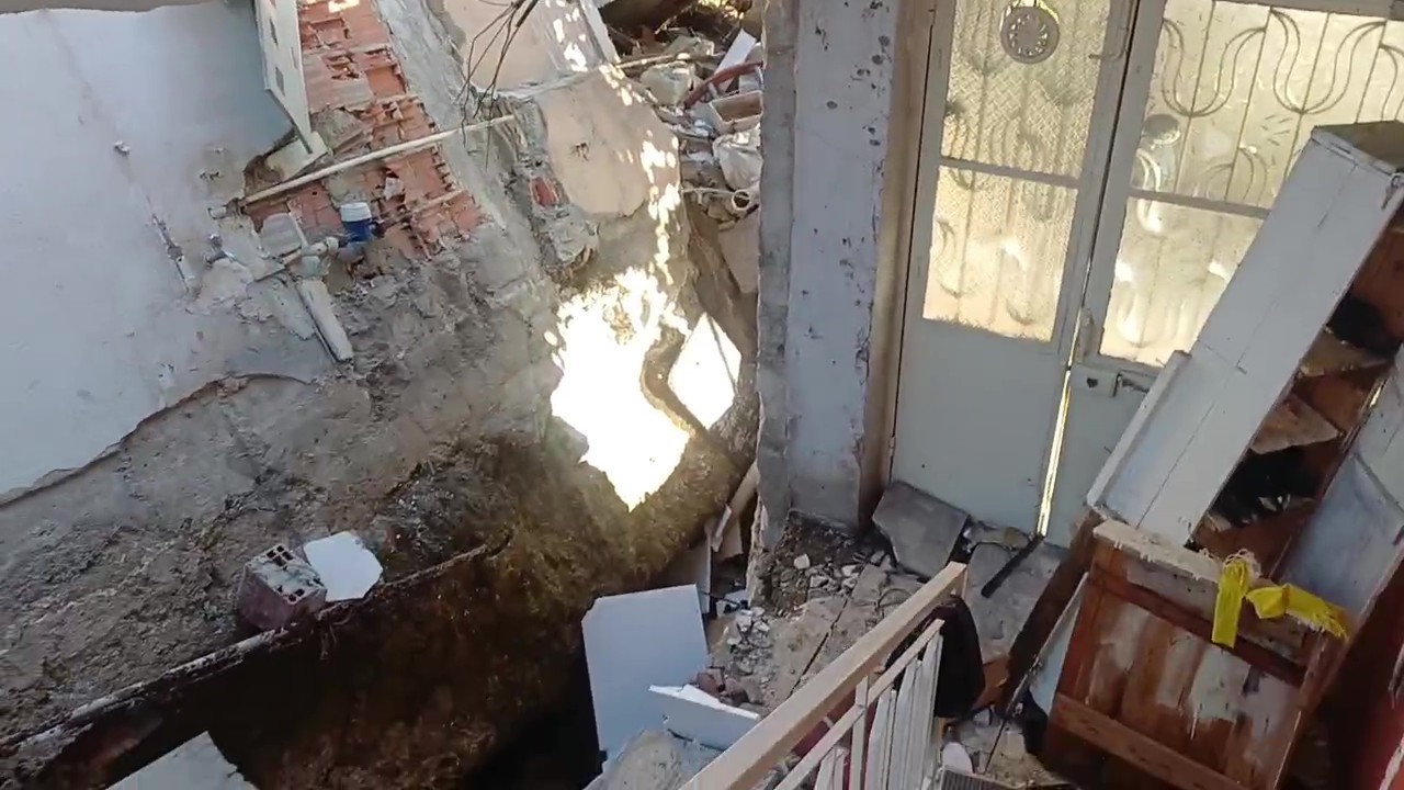 Gebze’de Çöken Binanın Yan Sakini Konuştu “Deprem Sandım, Dönecek Bir Evimiz Yok” (8)