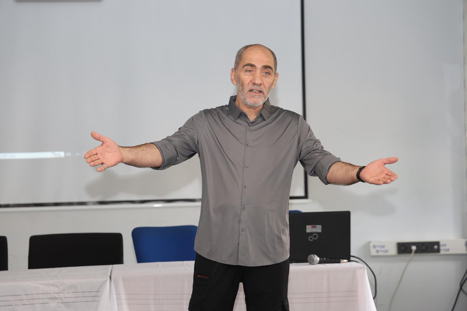 Gebze'de Şuurlu Gençlik Semineri 3