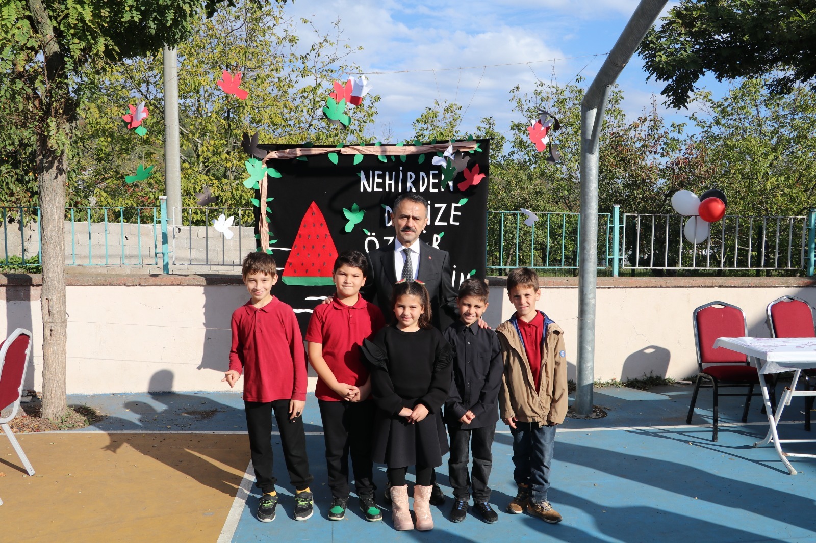 Gölcük’te Gazze İçin Düzenlenen Kermese Katıldı (2)