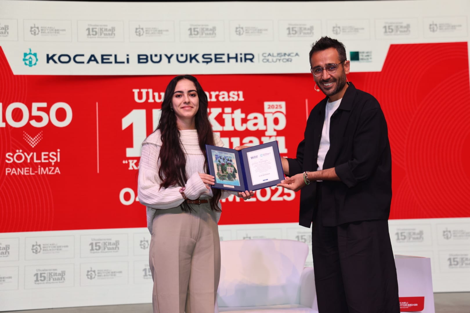 Gri Koç, Kocaeli Kitap Fuarı’nda Öğrencilere Yks Taktikleri Anlattı (2)