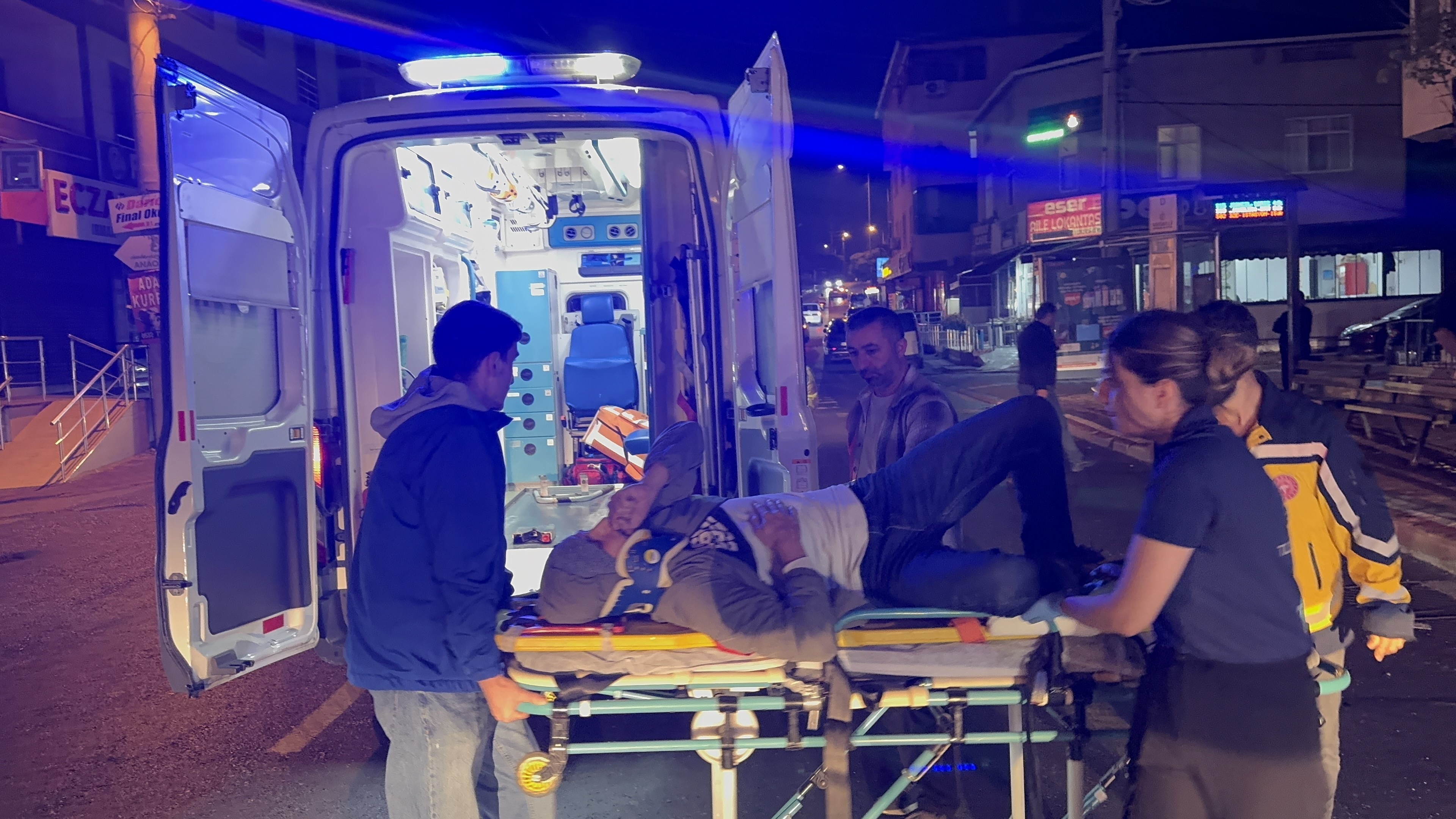 Hastane Önünde Feci Kaza! (2)