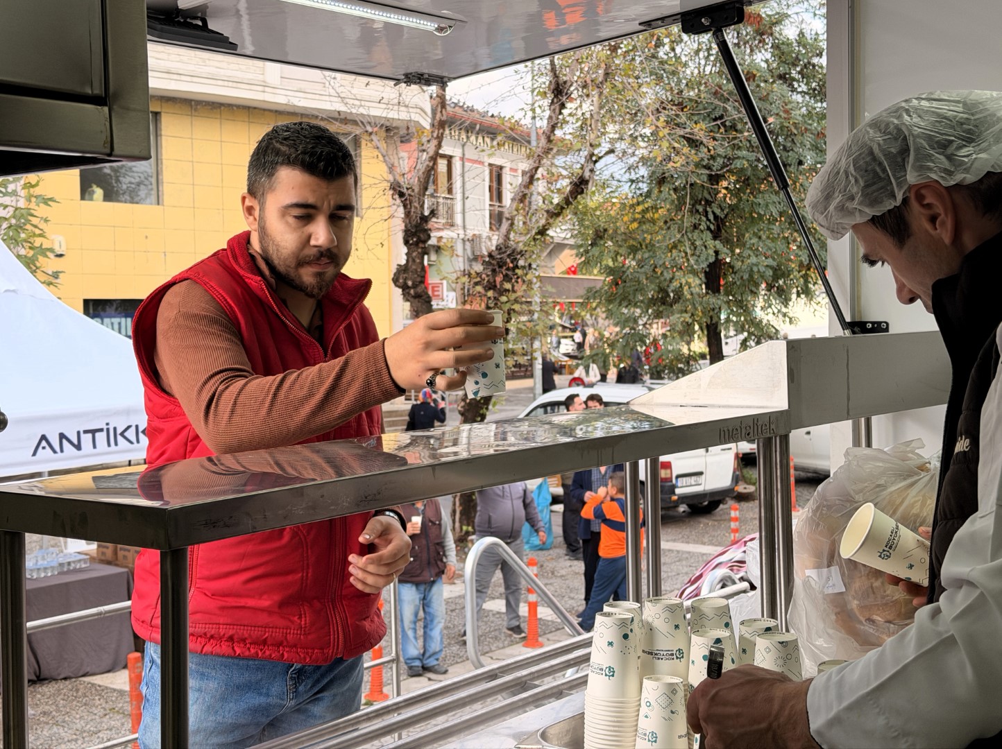 Hızır 41, Tüm Gücüyle Deprem Bölgesinde (12) (Büyük)