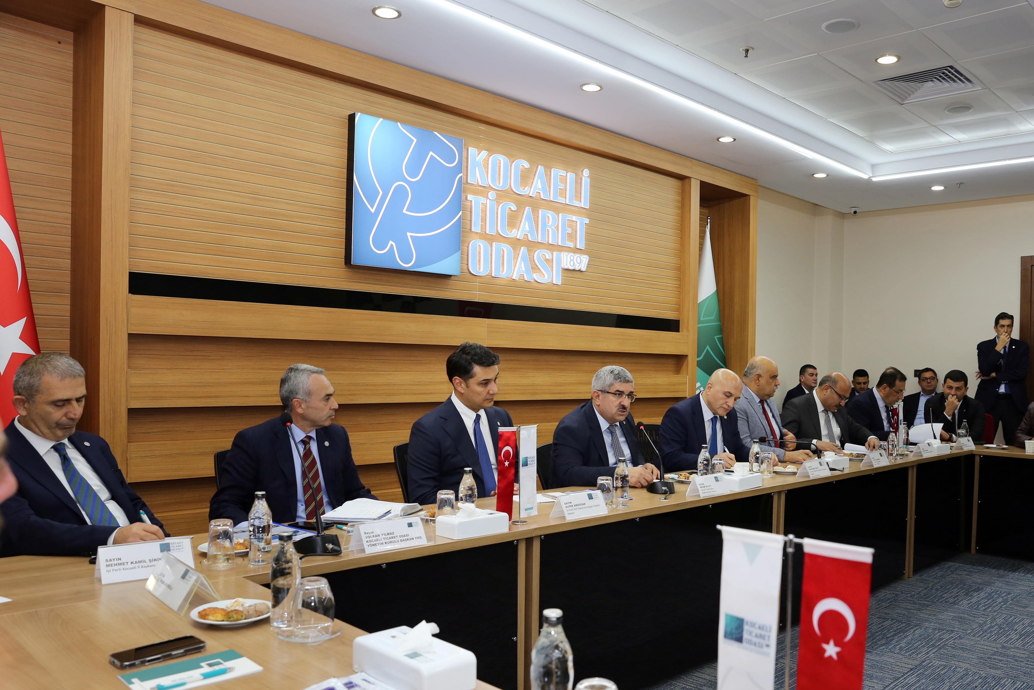 İyi̇ Parti̇ (1)