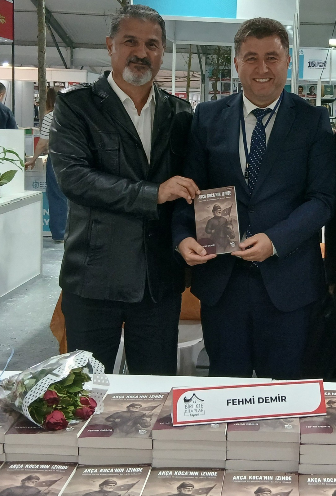 İzmitli Yazar Fehmi Demir’e Yoğun İlgi (10)