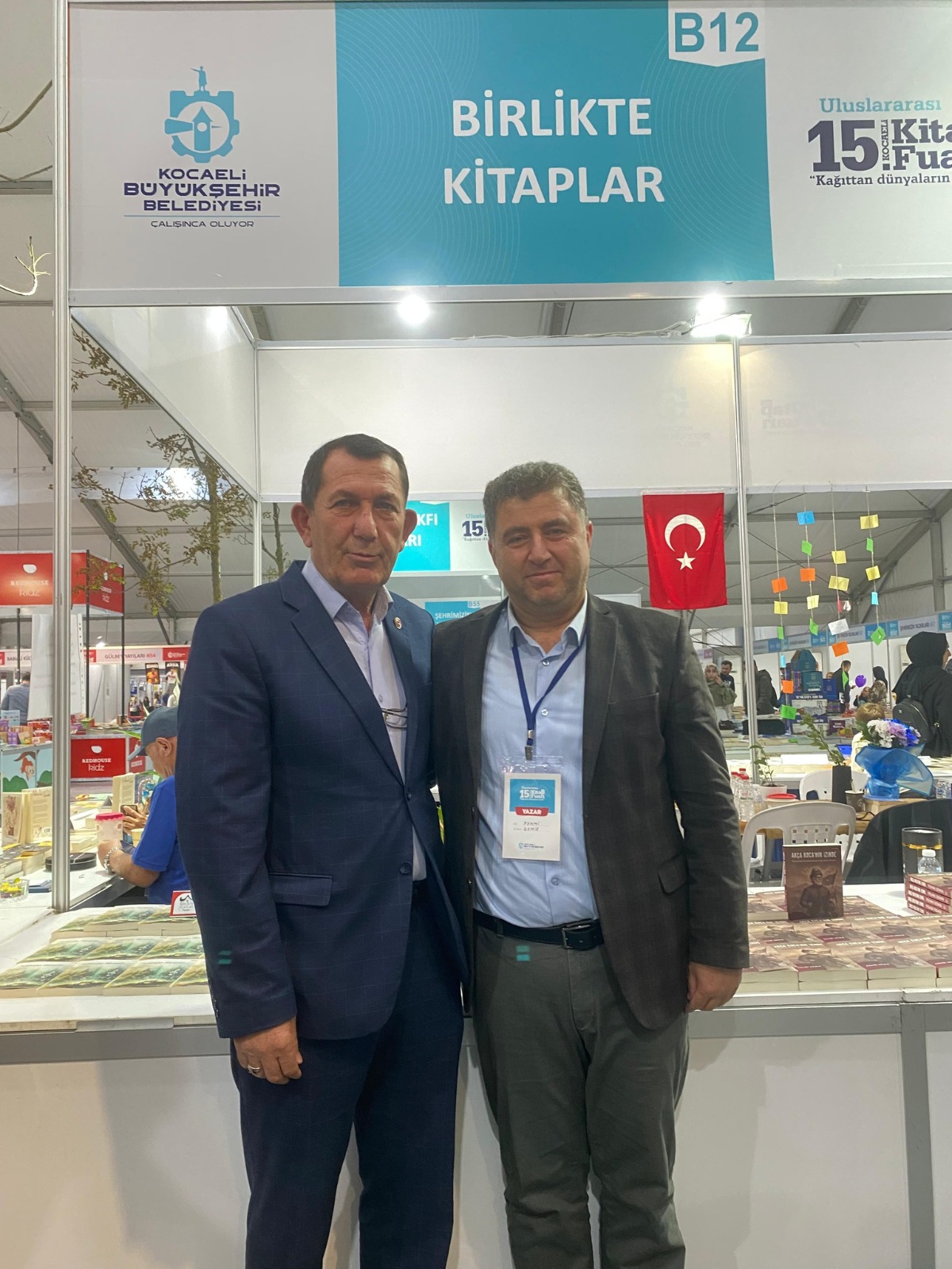 İzmitli Yazar Fehmi Demir’e Yoğun İlgi (2)