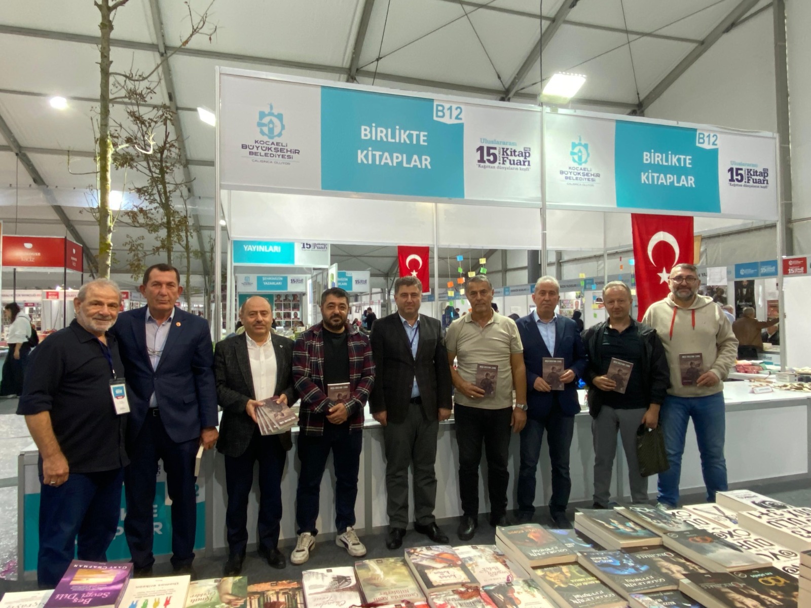 İzmitli Yazar Fehmi Demir’e Yoğun İlgi (9)