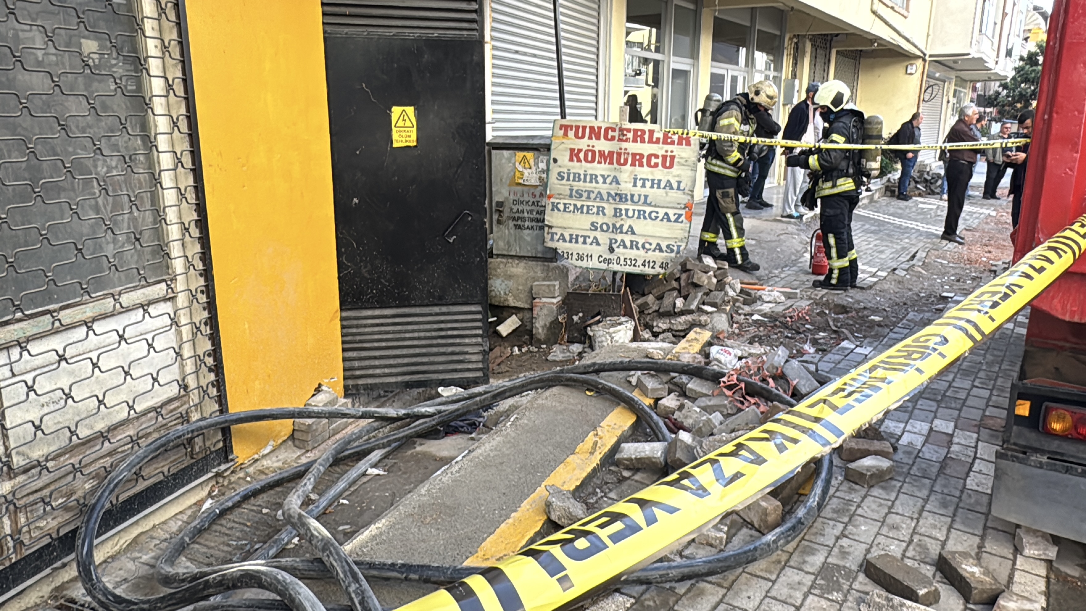 İzmit'te İşçi Elektrik Akımına Kapıldı! Ağır Yaralı 1