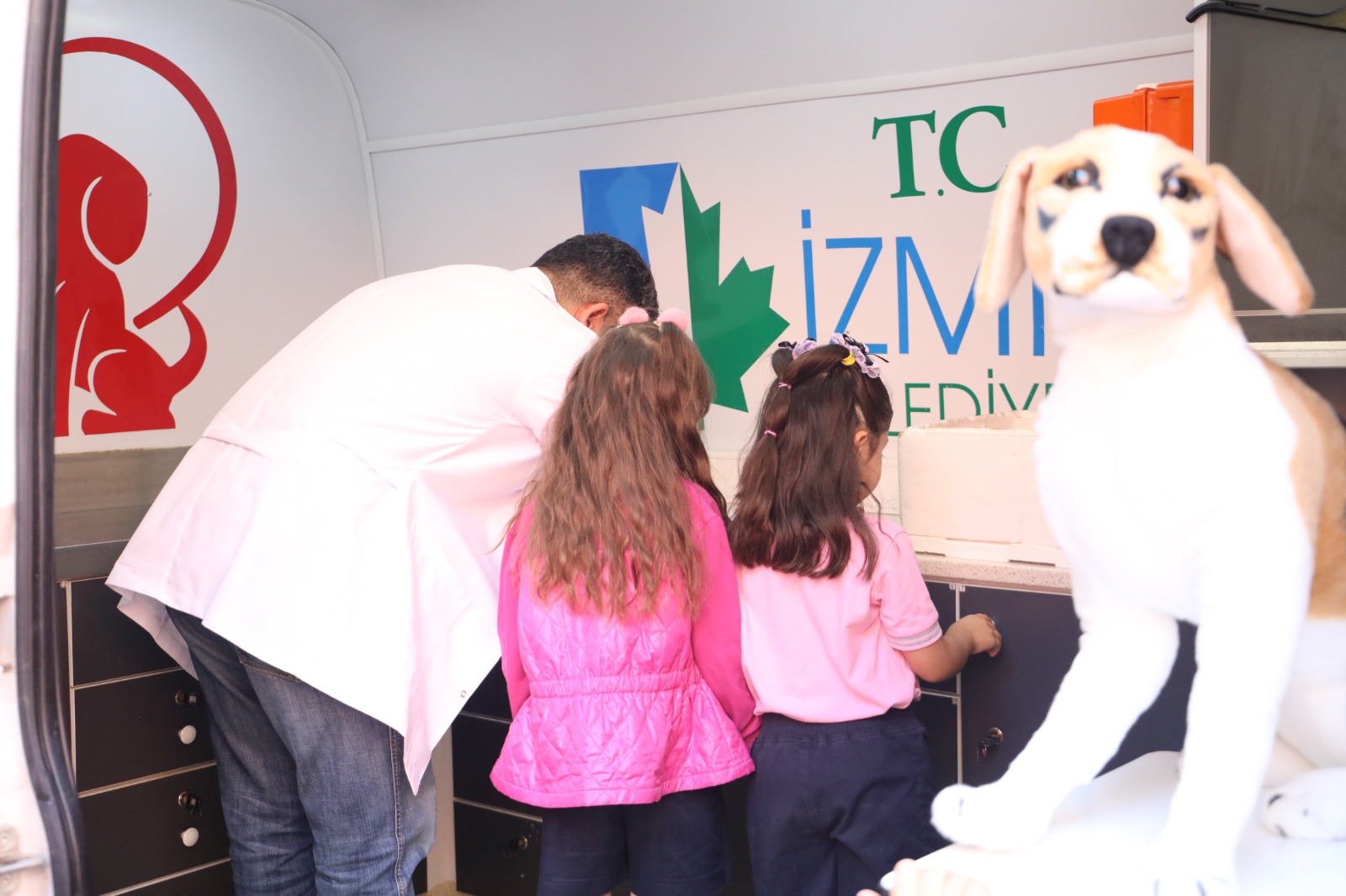 İzmit’te Minik Öğrencilere Hayvanları Koruma Günü Eğitimi (4)