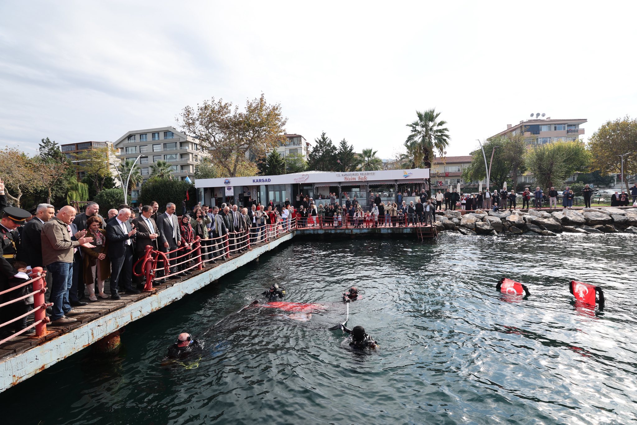 Karamürsel’de 29 Ekim Cumhuriyet Bayramı Coşkusu (7)